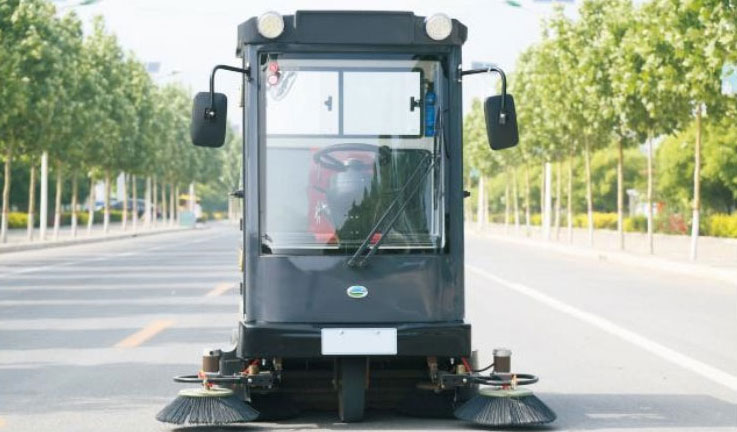 电动扫路车1